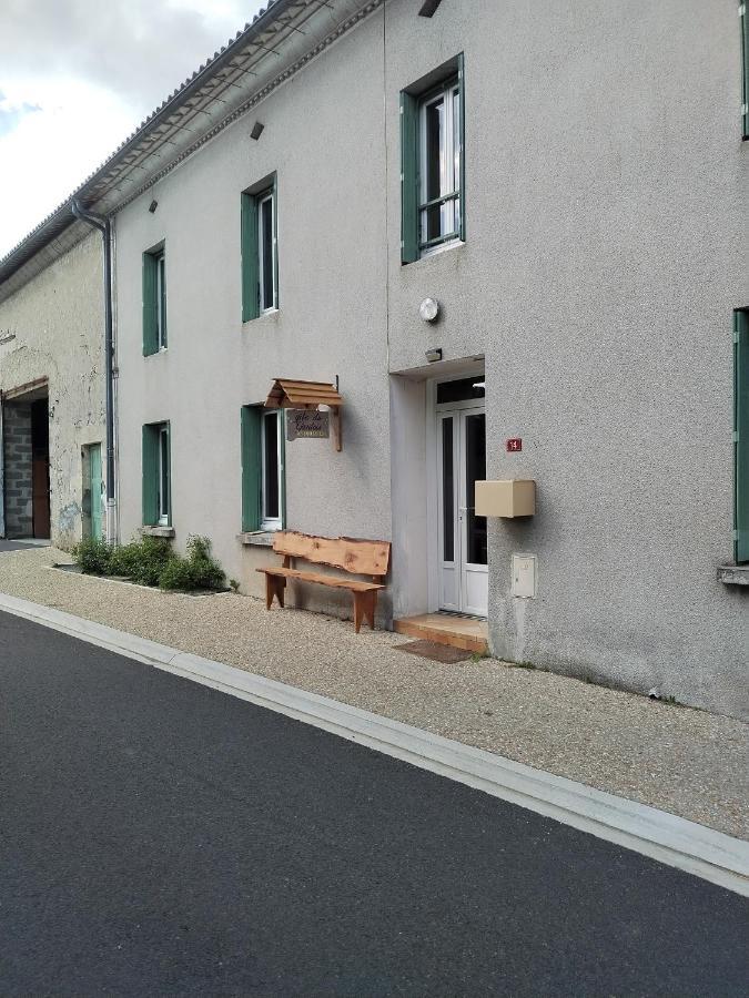 Chambre 2 A 4 Pers Gite Du Gardoir Boresse-et-Martron Dış mekan fotoğraf